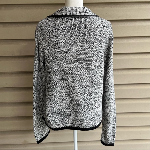 •Linda Matthews• Gray Marled Zipper Cardigan Sweater - Size Medium - Picture 5 of 7